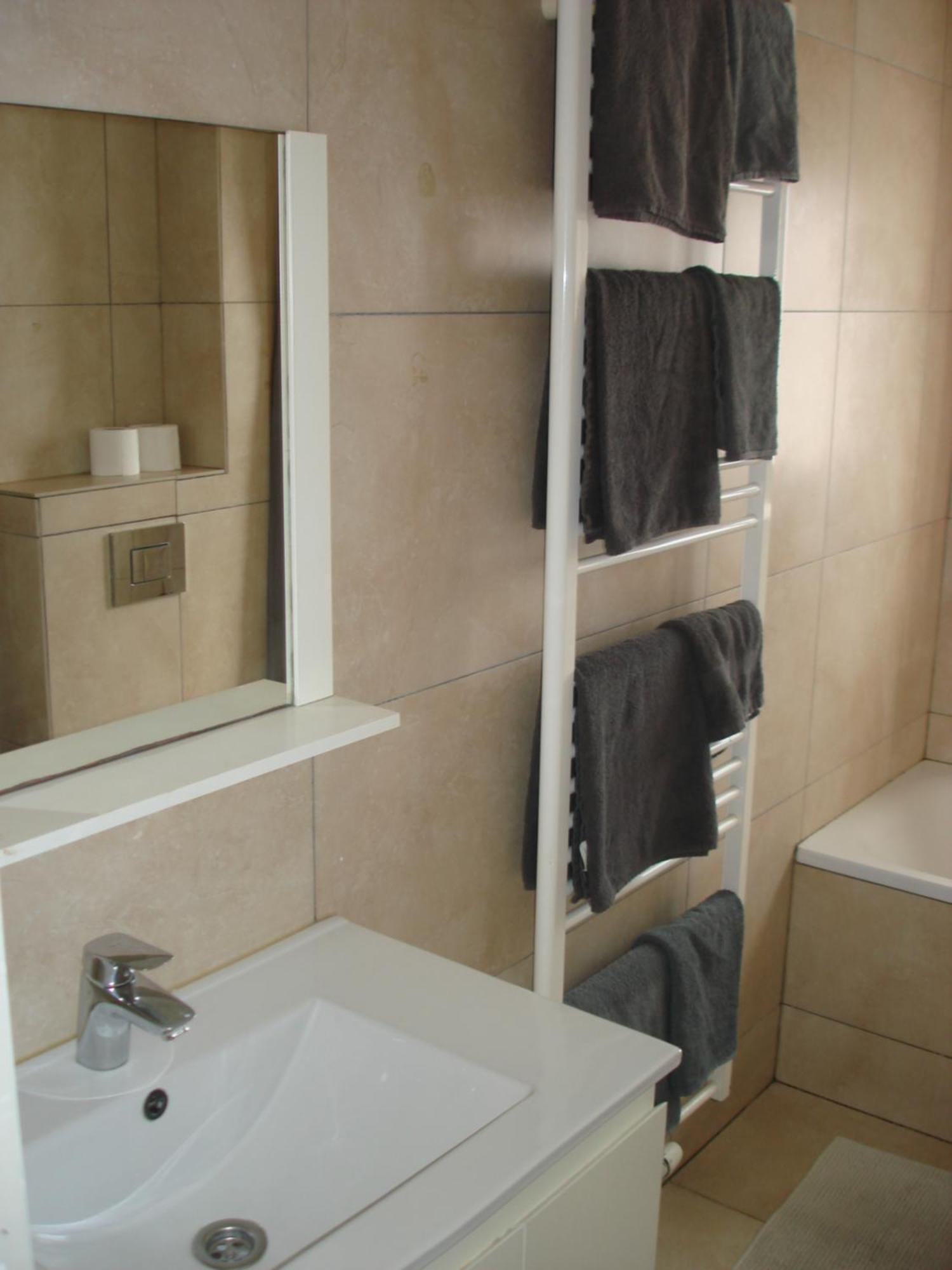 Appartement Courcelles Bagian luar foto
